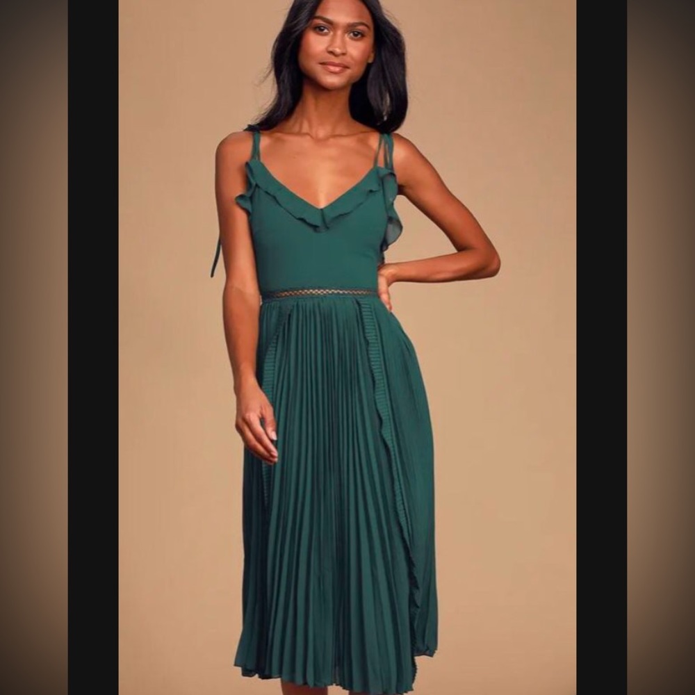 LULU’s brand new green dress size M